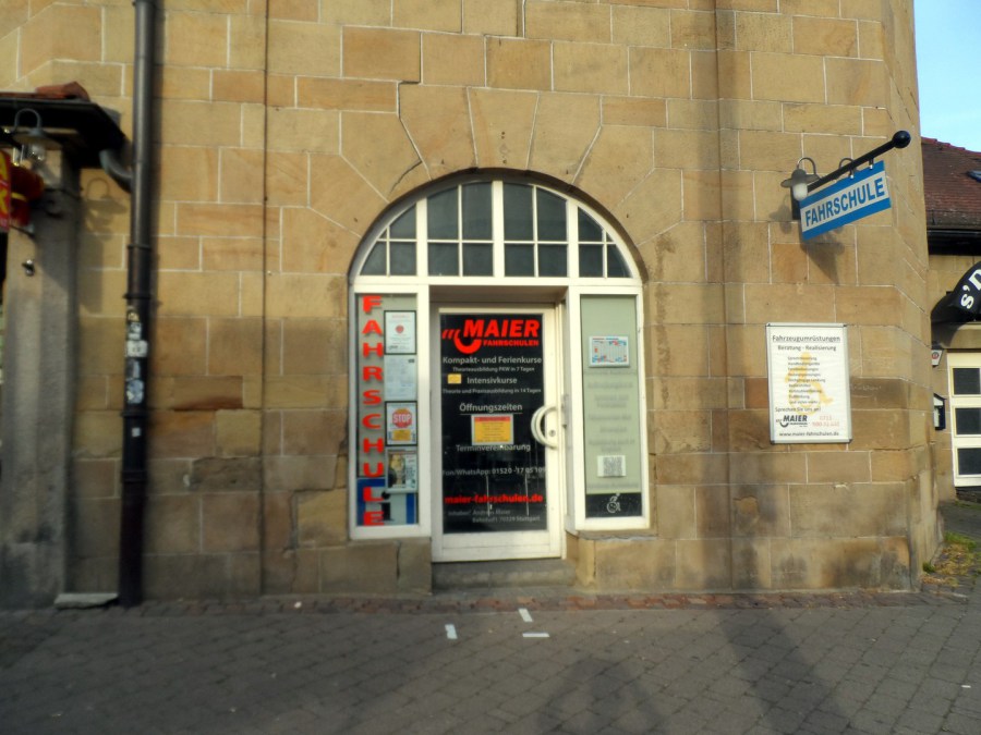 the front of the driving school in stuttgart